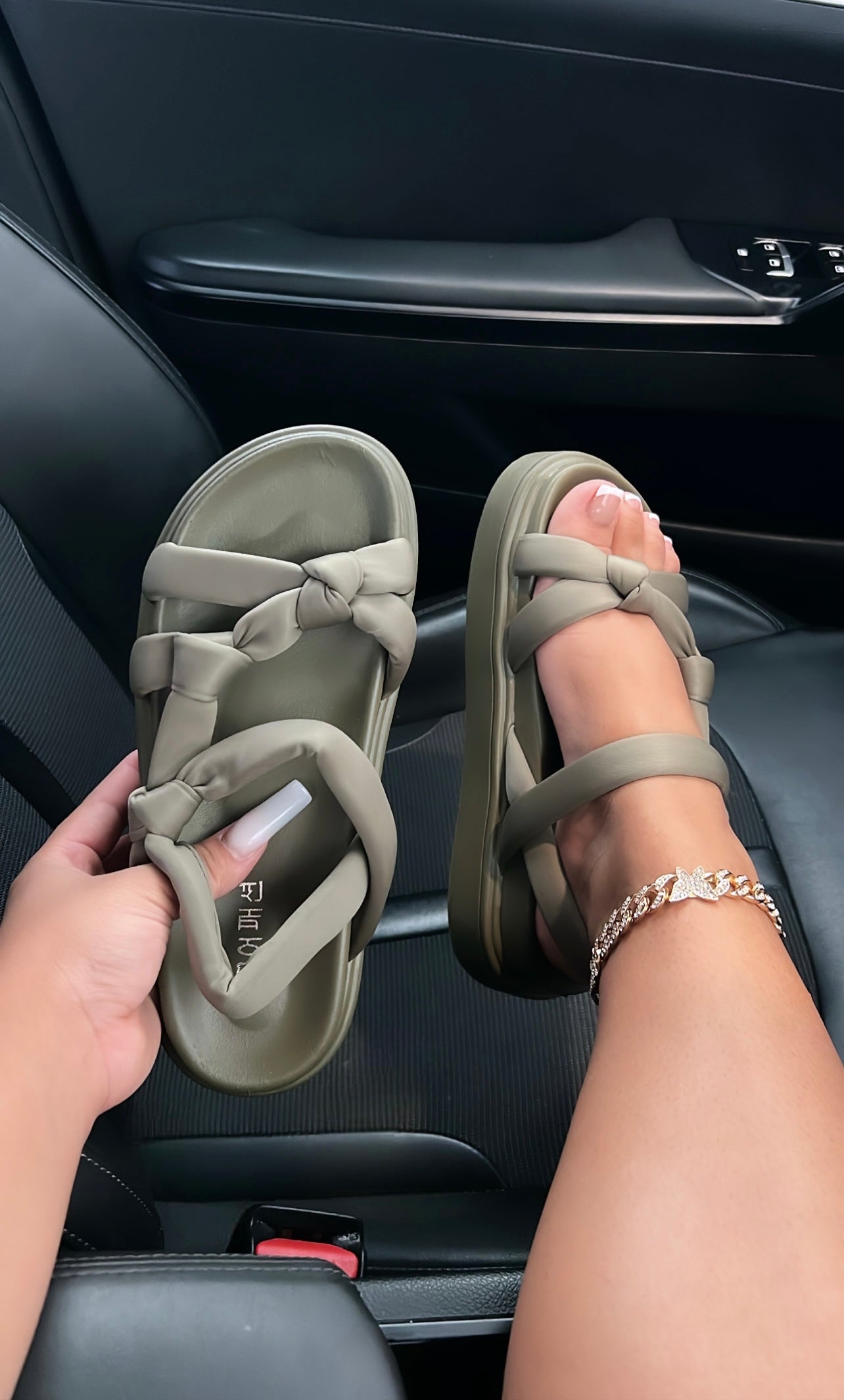 knot sandals image 3