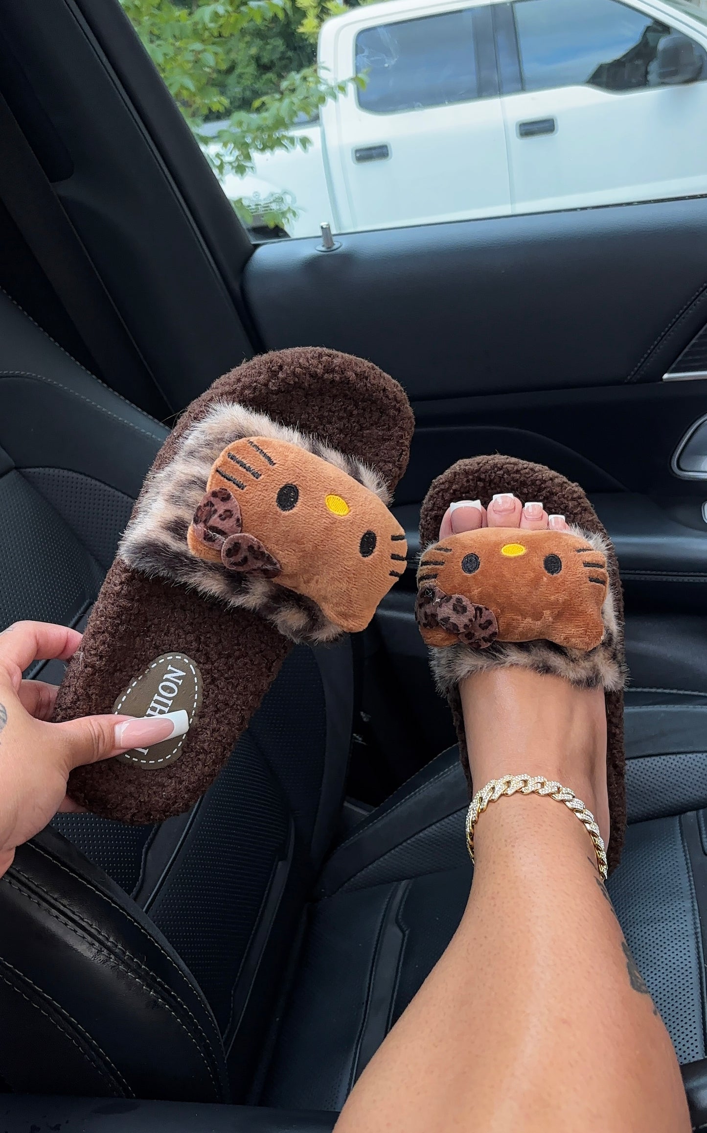 hello kitty slides
