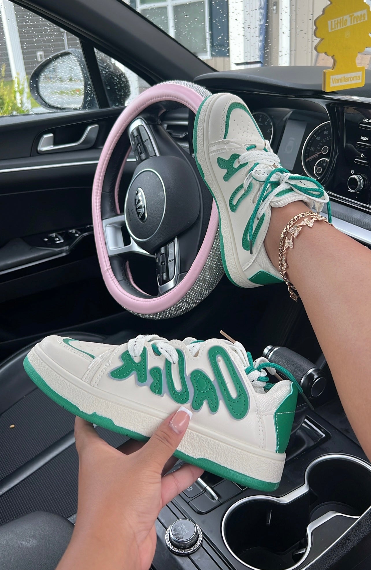 exotic sneakers image 3