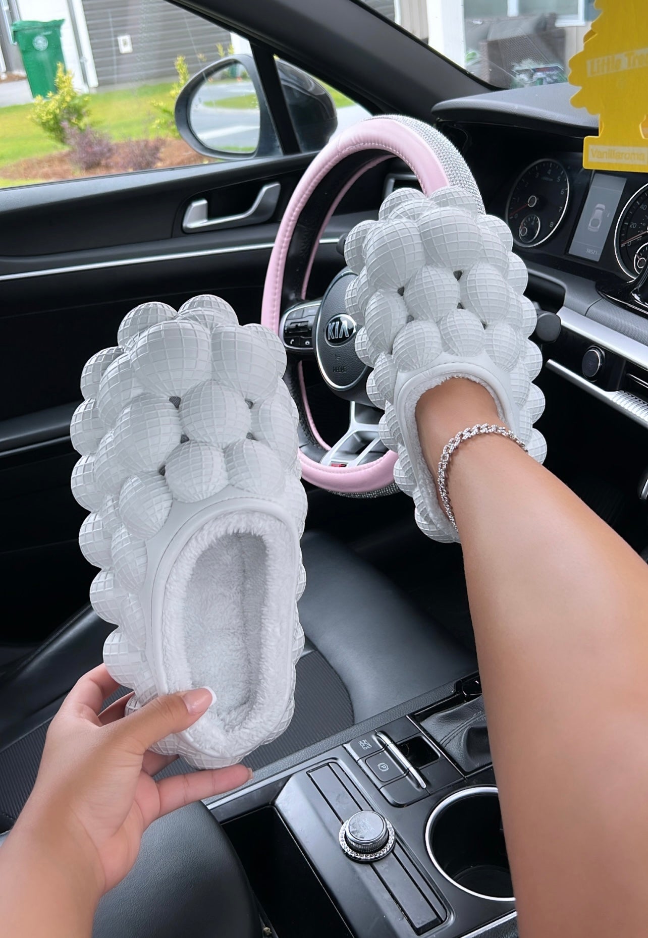 fur bubble shoes image 5