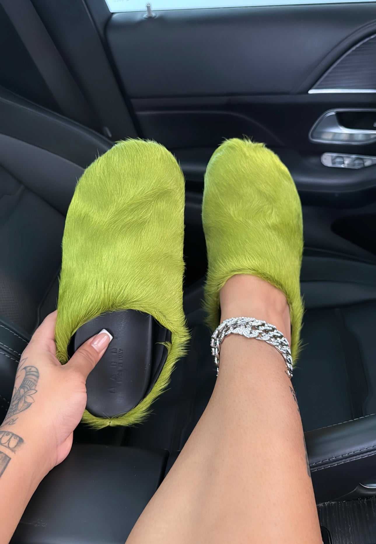 fuzzy luxury slides image 3