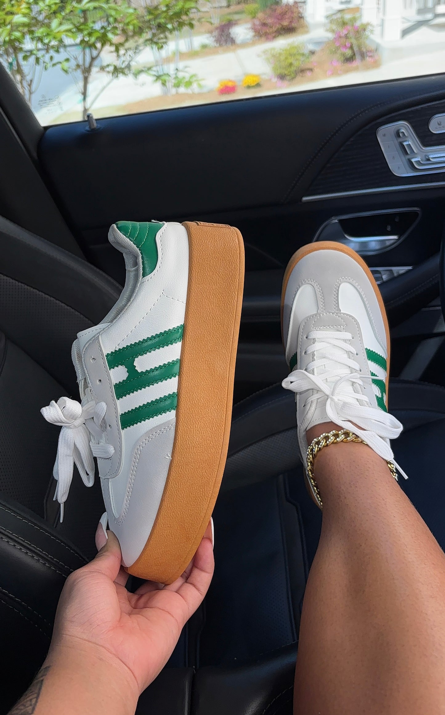 streetwear striped sneakers