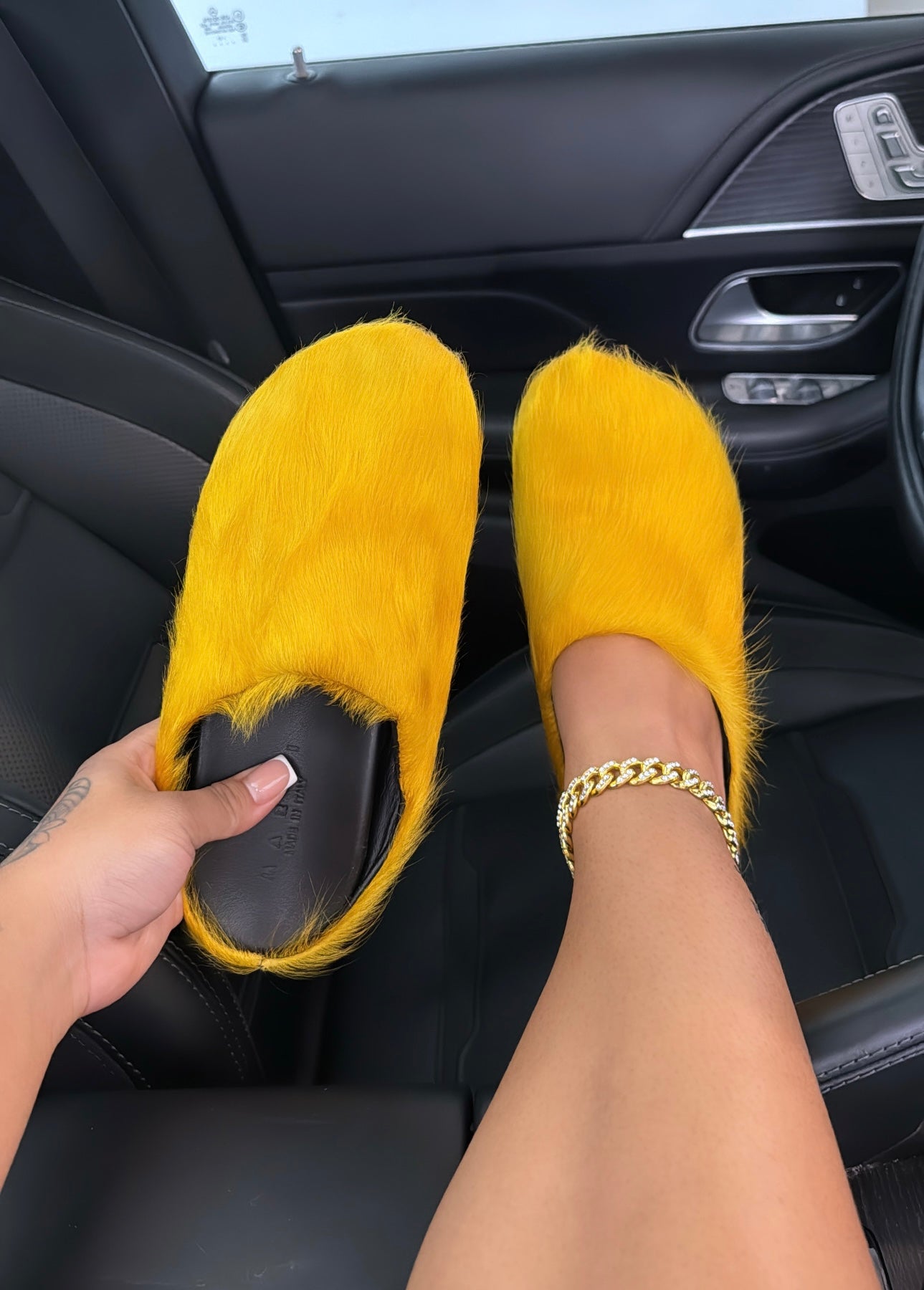 fuzzy luxury slides image 5