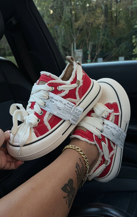 platform streetwear sneakers