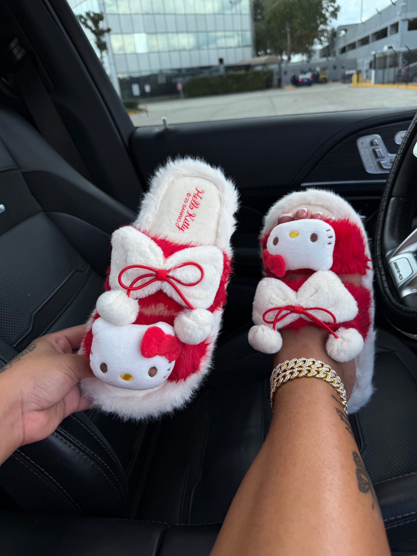 fur cutesy slippers