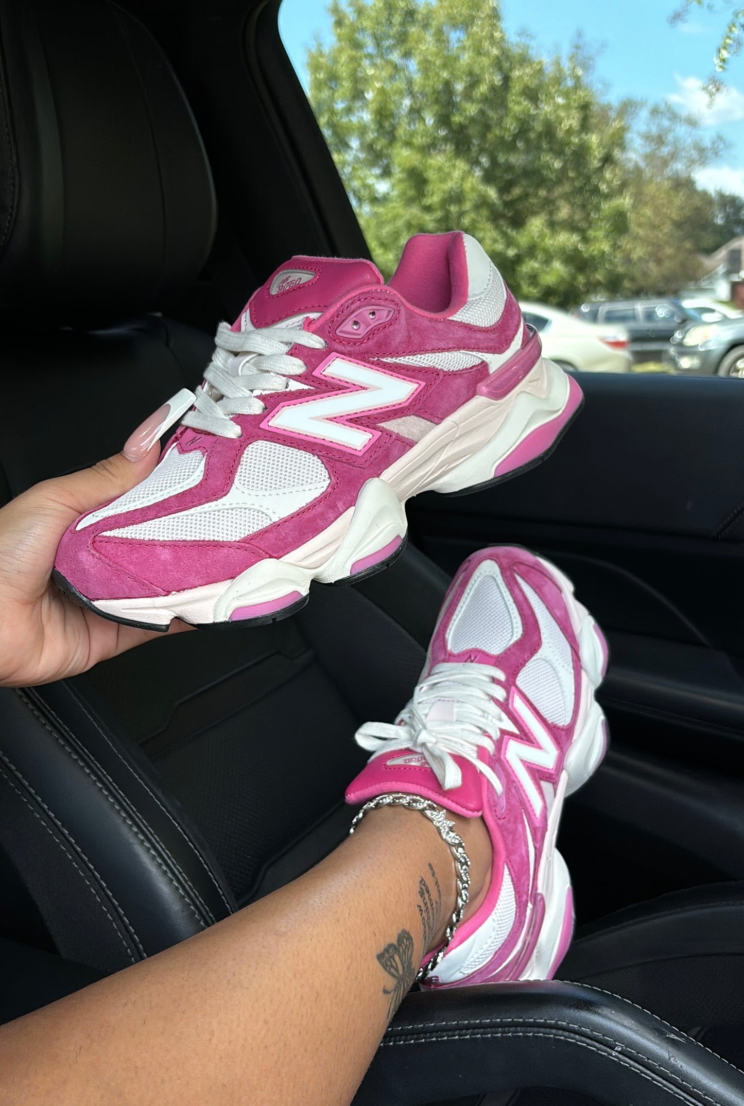 women nb sneakers