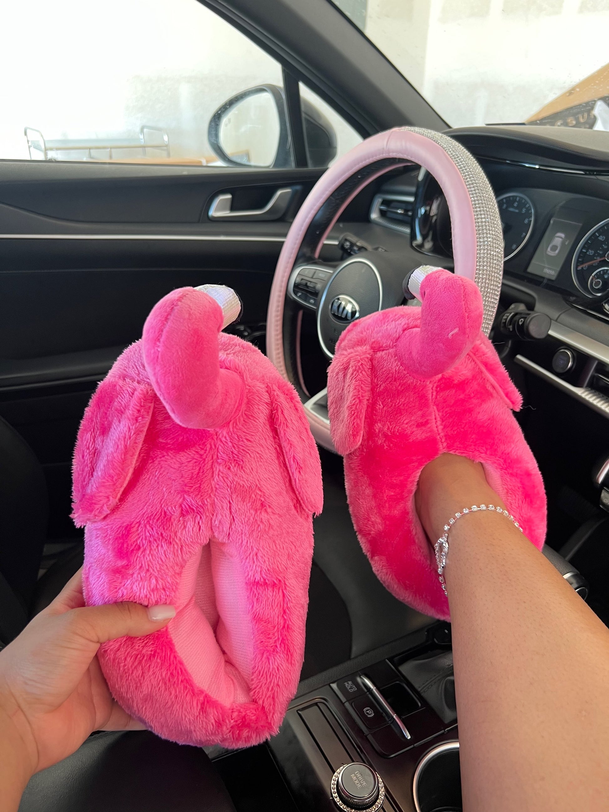 flamingo slippers image 1