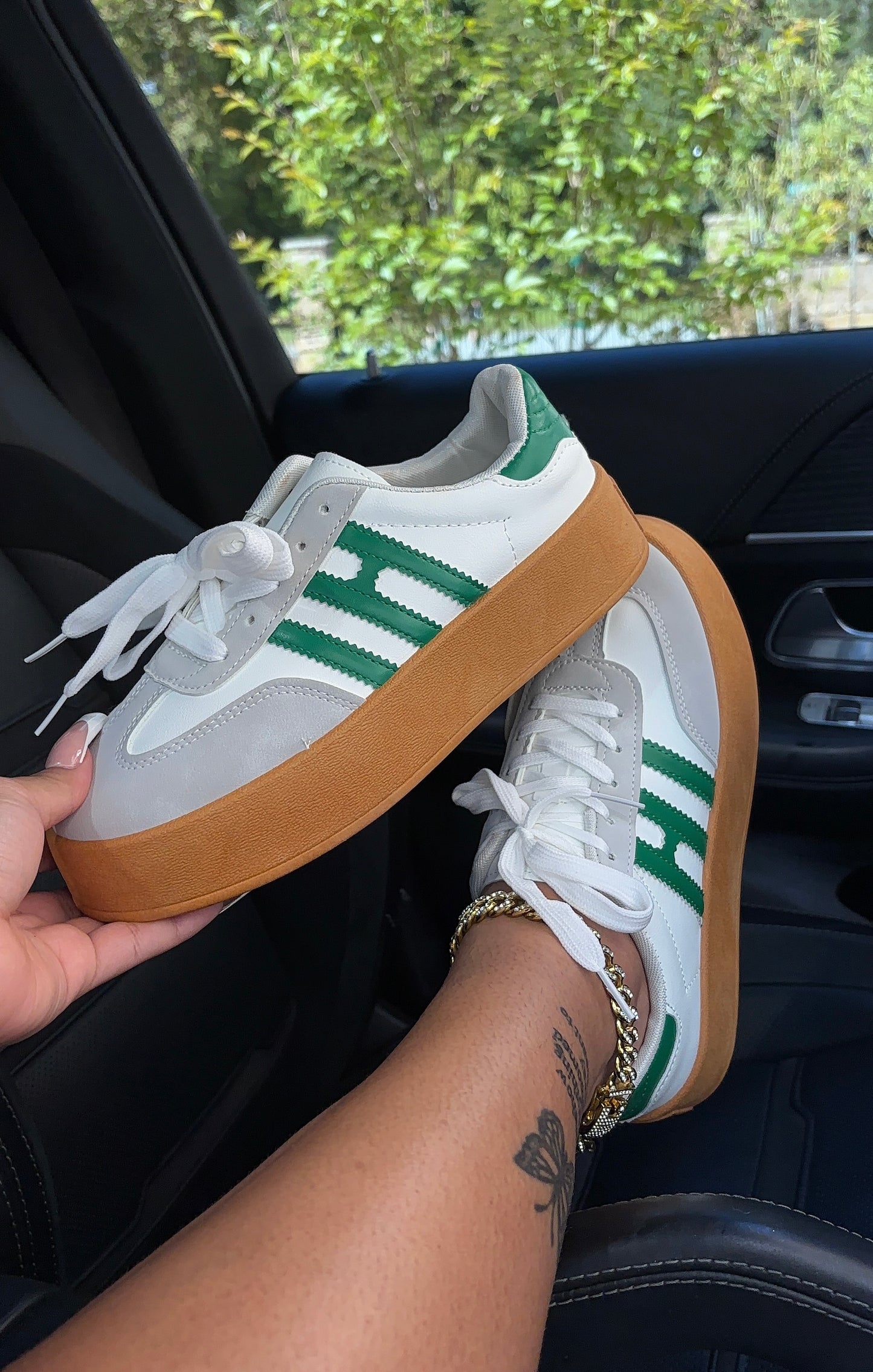 streetwear striped sneakers