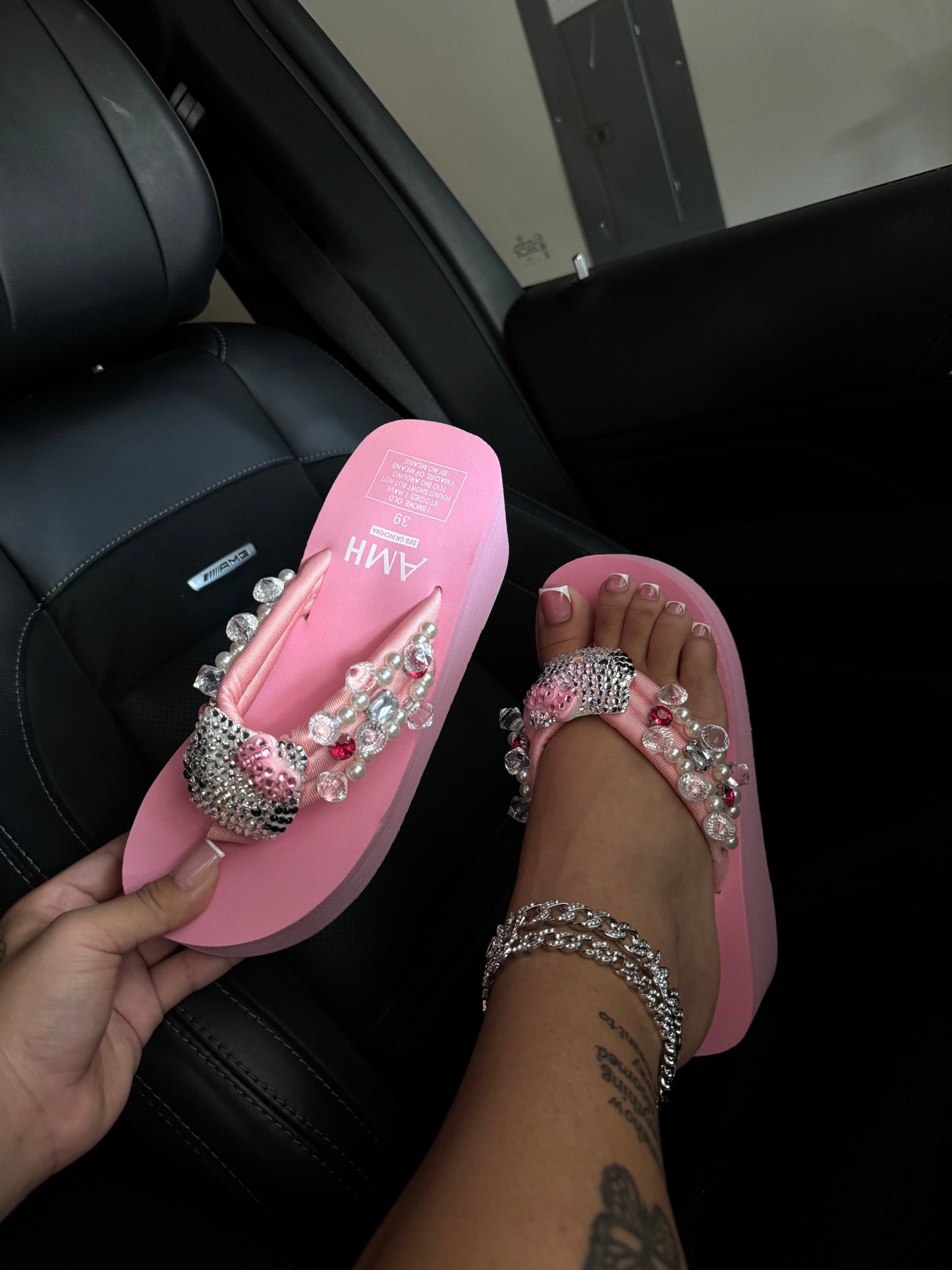 bedazzled kitty flip flops image 0